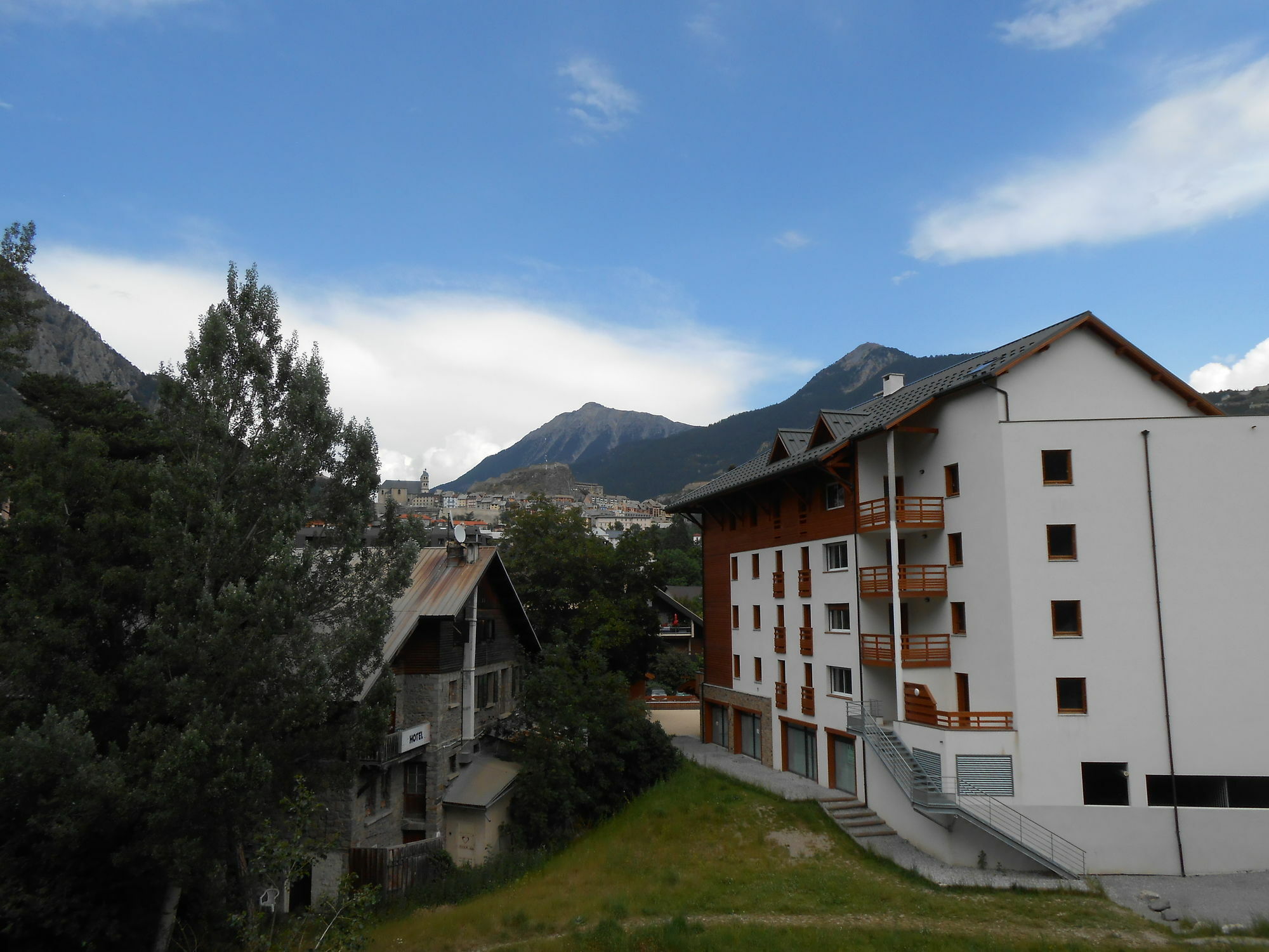 Le Signal Du Prorel Briançon Exteriör bild